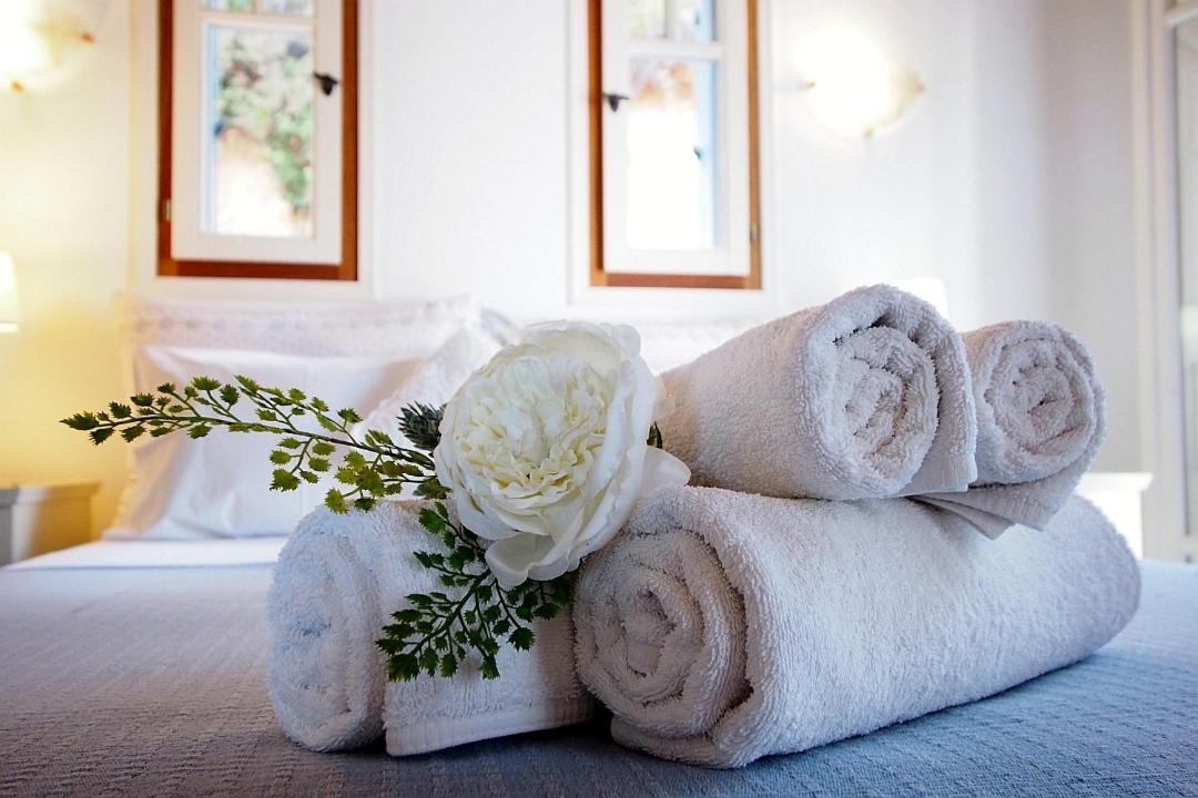 Lithea Villas And Studios By The Sea Agios Petros  Bagian luar foto