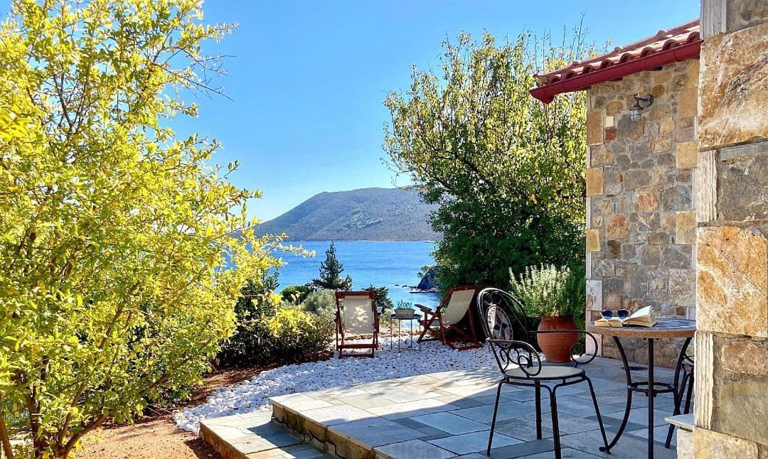 Lithea Villas And Studios By The Sea Agios Petros  Bagian luar foto