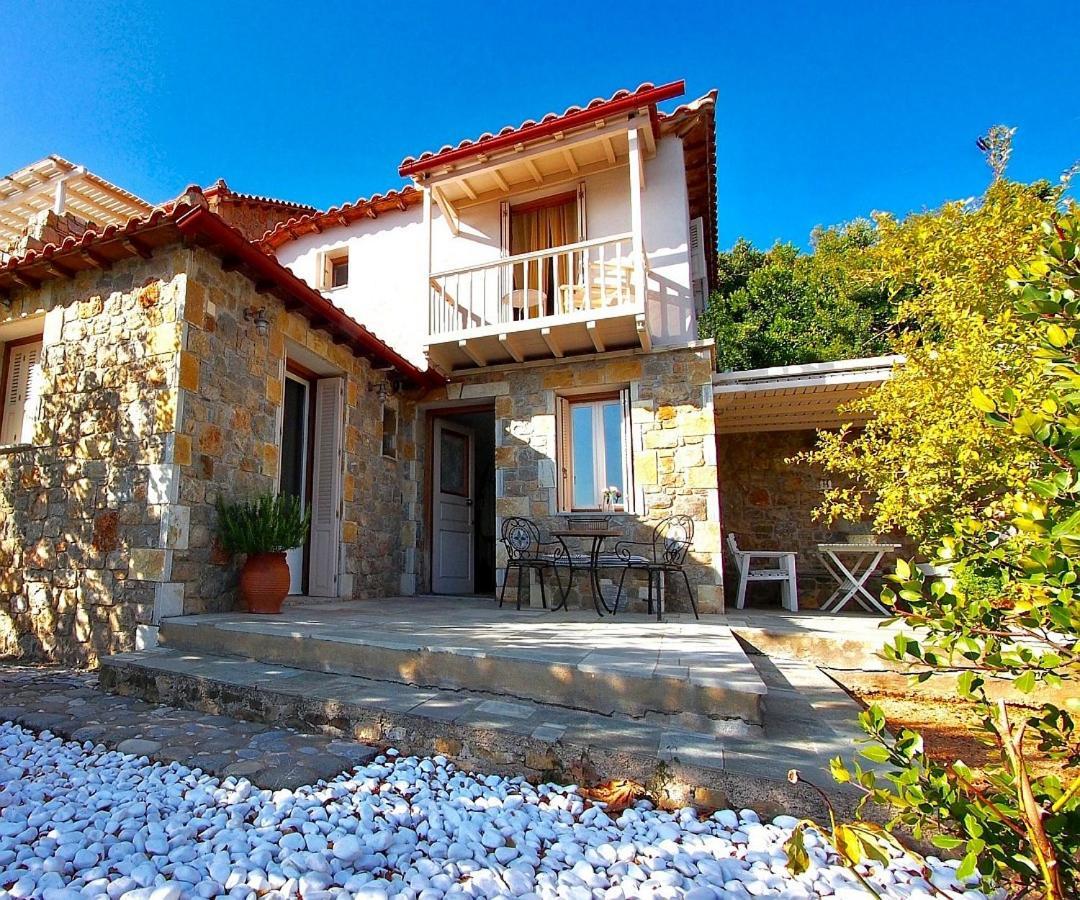 Lithea Villas And Studios By The Sea Agios Petros  Bagian luar foto