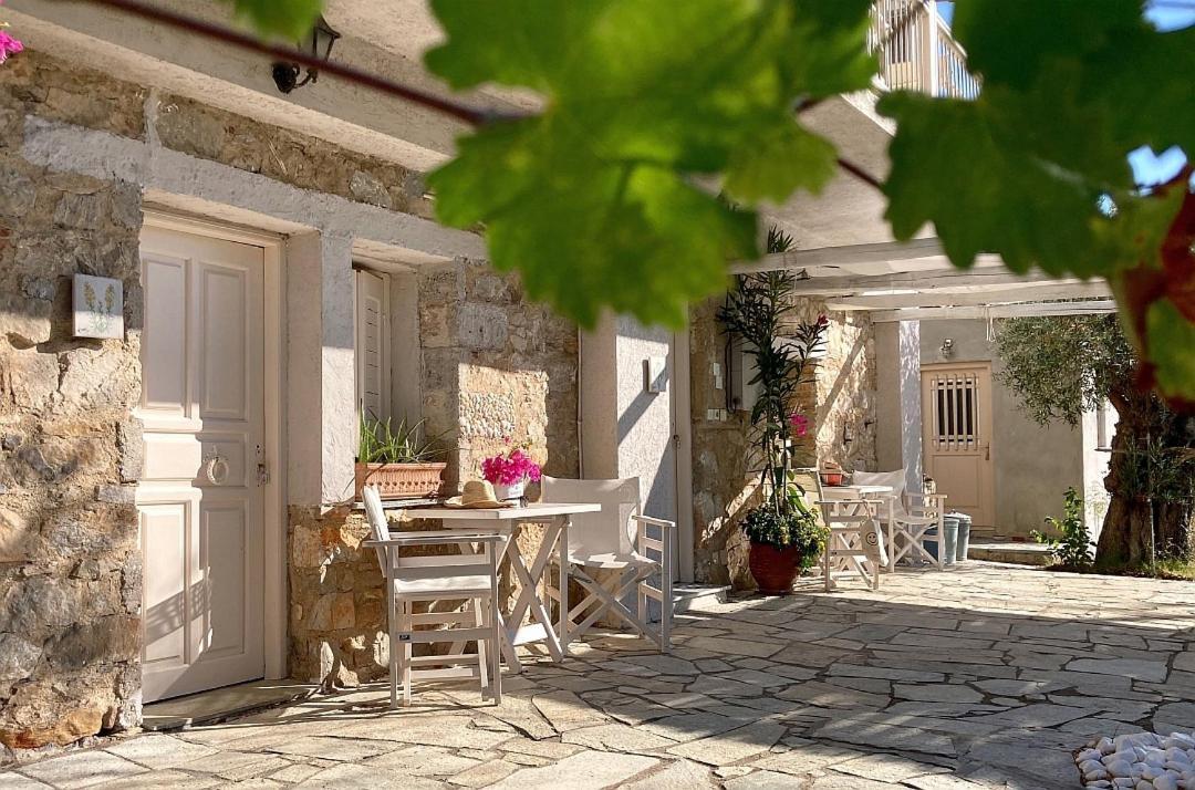Lithea Villas And Studios By The Sea Agios Petros  Bagian luar foto