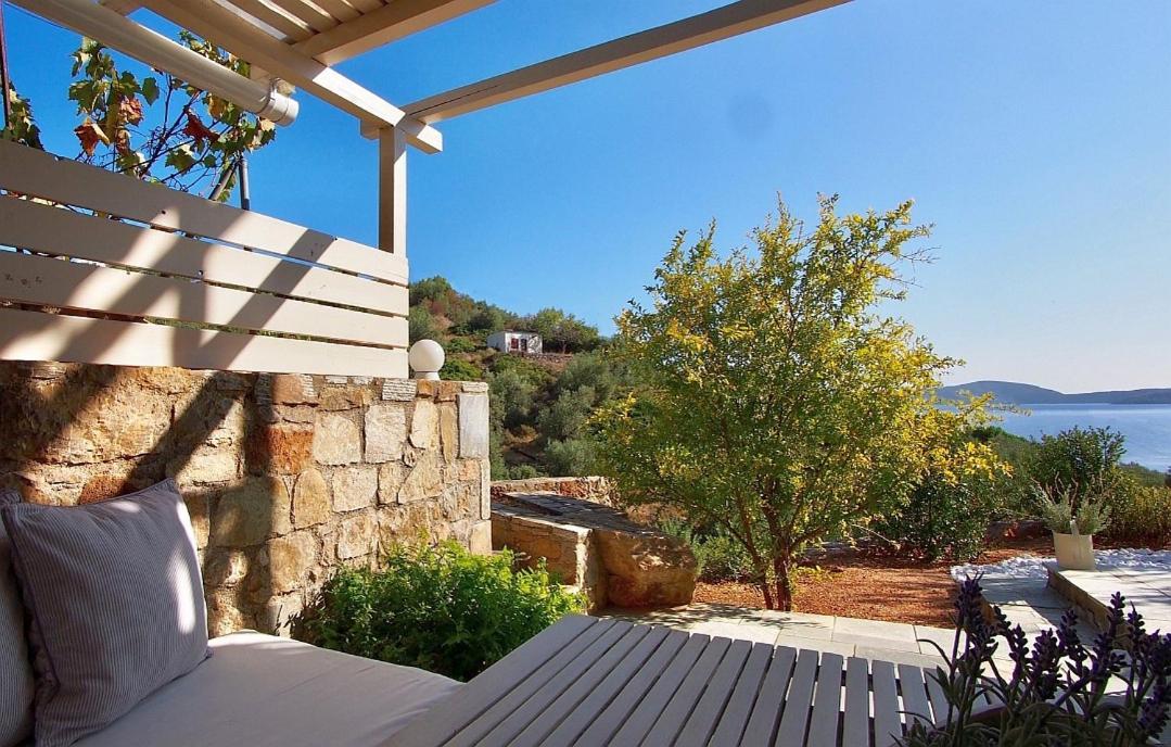 Lithea Villas And Studios By The Sea Agios Petros  Bagian luar foto