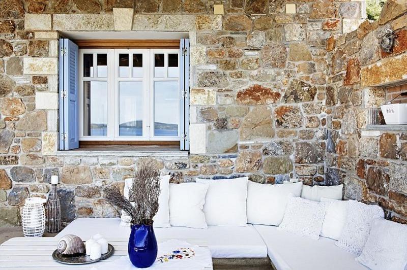 Lithea Villas And Studios By The Sea Agios Petros  Bagian luar foto